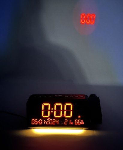 Radio dual alarm clock - fm,