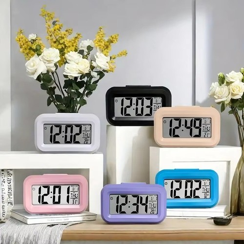 Small digital clock - small,