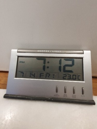 Lcd alarm clock - alarm, metal/plastic